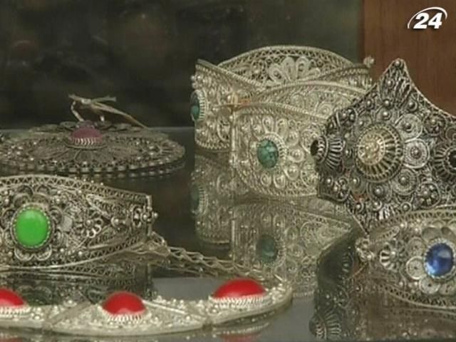 В Косово увеличивается спрос на филигранные драгоценности В Косово увеличивается спрос на филигранные драгоценности