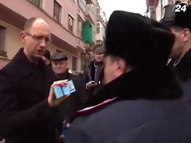 Стеження за Яценюком не пов’язане з депутатською діяльністю, - міліція Стеження за Яценюком не пов’язане з депутатською діяльністю, - міліція