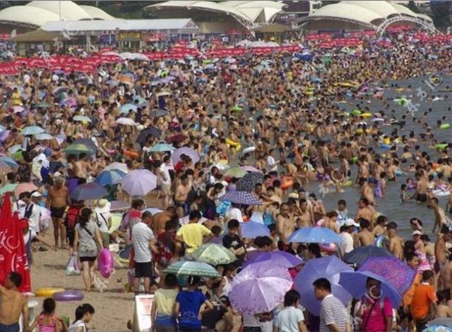 У Криму обіцяють відкрити до літа більше пляжів У Криму обіцяють відкрити до літа більше пляжів