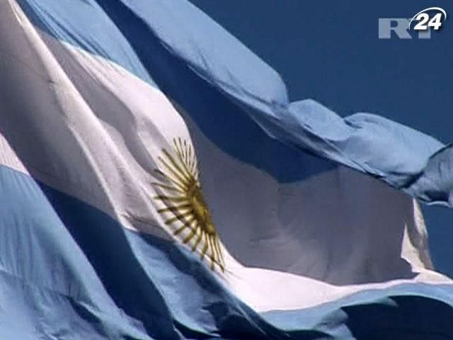 Аргентина может повторить "греческий сценарий" Аргентина может повторить "греческий сценарий"