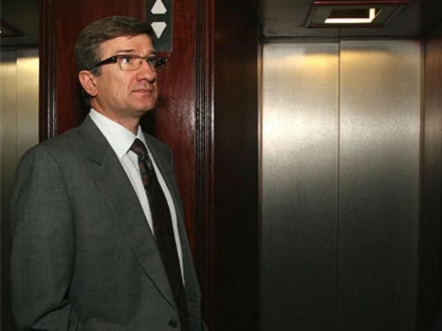 Прокурор запевняє, що у 2001 році Тарута свідчив проти Тимошенко Прокурор запевняє, що у 2001 році Тарута свідчив проти Тимошенко