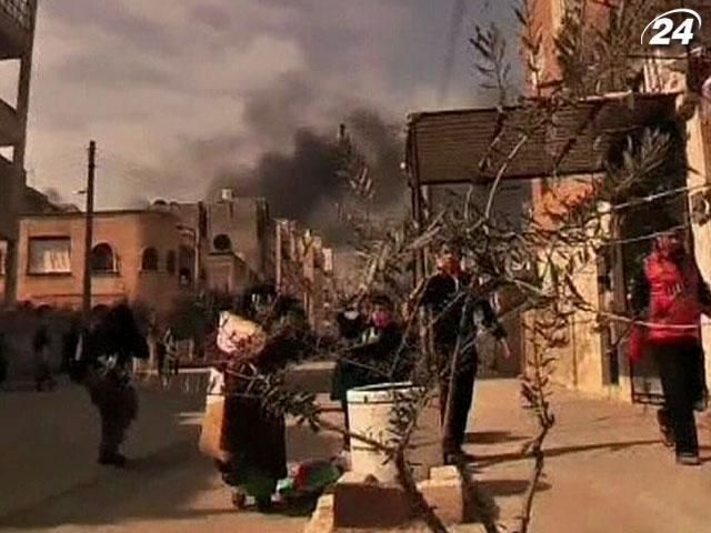 Март стал самым кровавым месяцем за весь период конфликта в Сирии Март стал самым кровавым месяцем за весь период конфликта в Сирии