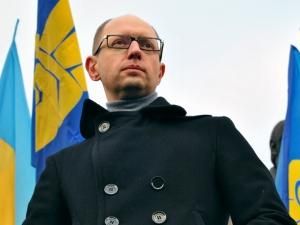 Янукович хоче захопити повну владу в країні, - Яценюк Янукович хоче захопити повну владу в країні, - Яценюк