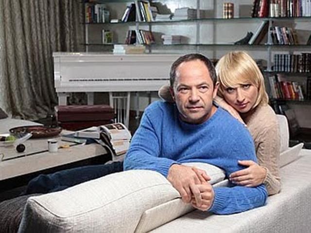 Жена Тигипко даст 5 миллионов на интернет-магазин одежды Жена Тигипко даст 5 миллионов на интернет-магазин одежды