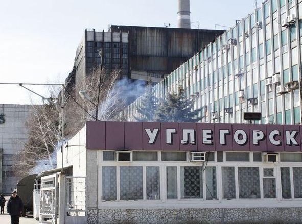 У Ставицького планують відбудувати Вуглегірську ТЕС за півроку У Ставицького планують відбудувати Вуглегірську ТЕС за півроку