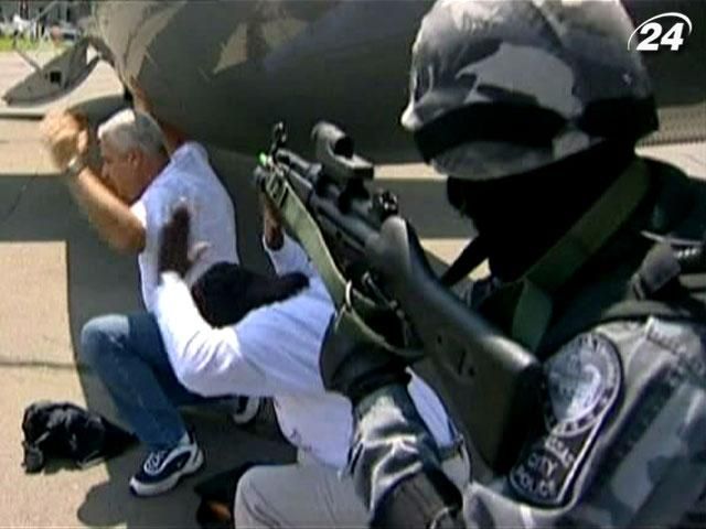 SWAT - страшный сон террористов SWAT - страшный сон террористов