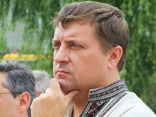 Еще один оппозиционер подтвердил свой выход из "Батькивщины" Еще один оппозиционер подтвердил свой выход из "Батькивщины"