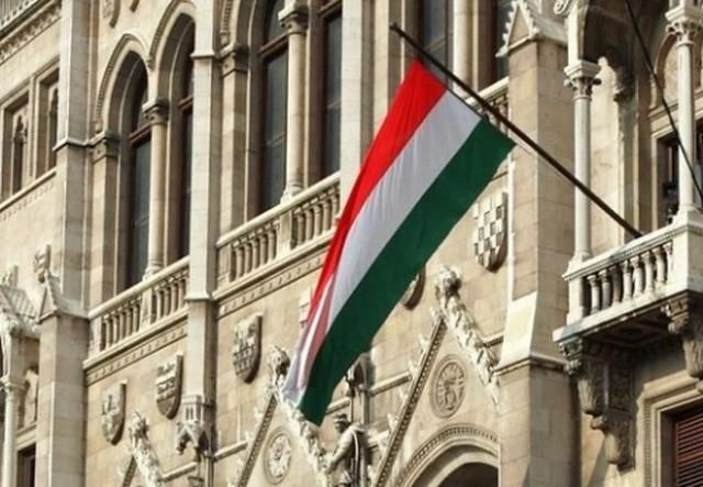 За венгерским гражданством обратились уже более 50 тысяч граждан Украины