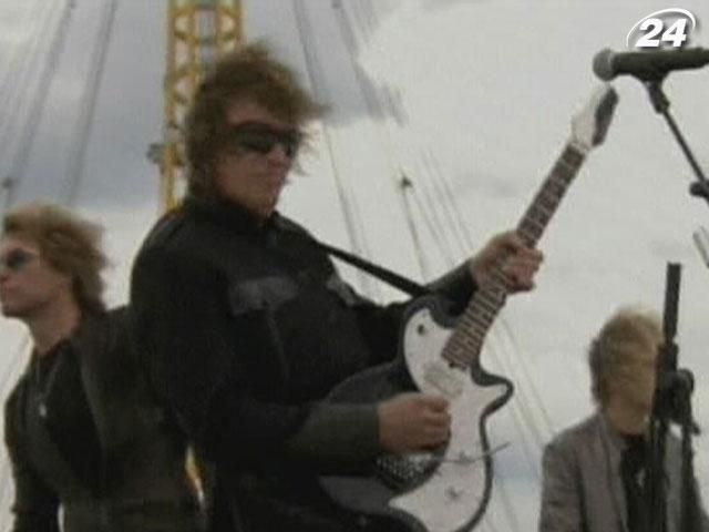 Гітарист Bon Jovi покинув гурт