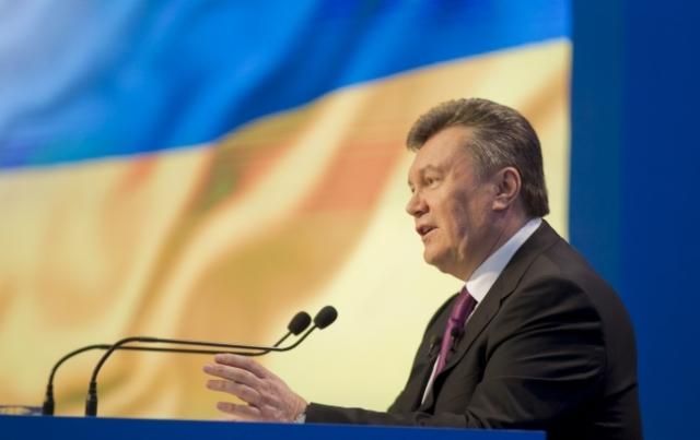 Янукович предлагает немедленно рассмотреть вопрос о помиловании Луценко