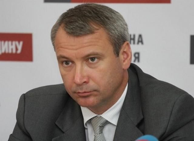 Депутат-тушка готов уйти из Рады, если это же сделает Яценюк