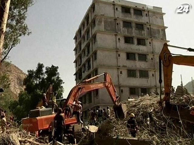 Понад 70 людей стали жертвами обвалу будинку в Індії