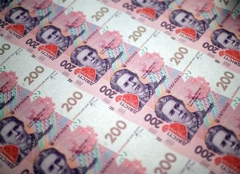 Во время сессии на Банковой Партия регионов присвоила себе 7 миллиардов гривен, - Чумак