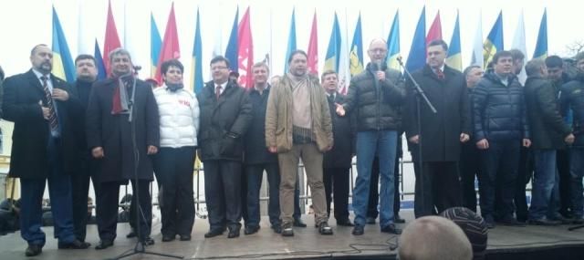 У Житомирі розпочалася акція "Вставай, Україно!" У Житомирі розпочалася акція "Вставай, Україно!"