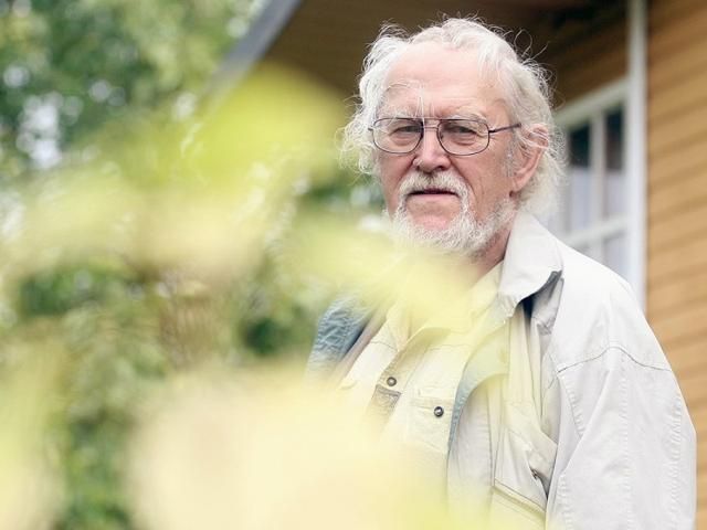 Помер поет та есеїст Марцеліюс Мартінайтіс Помер поет та есеїст Марцеліюс Мартінайтіс