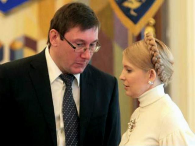 Адвокат: Слідом за Луценком навряд чи звільнять Тимошенко
