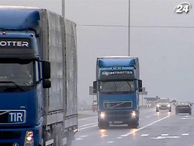 Мининфраструктуры хочет, чтобы грузовики платили за проезд по Украине