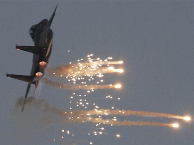 В Афганистане в результате авиаудара погибли 26 человек В Афганистане в результате авиаудара погибли 26 человек