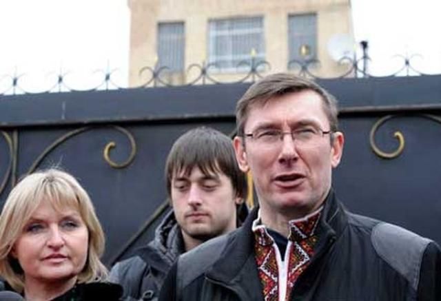 УДАРівець: Луценко не створюватиме власну політичну силу УДАРівець: Луценко не створюватиме власну політичну силу