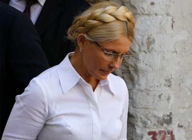 Захист Тимошенко попросив помилувати екс-прем'єрку 