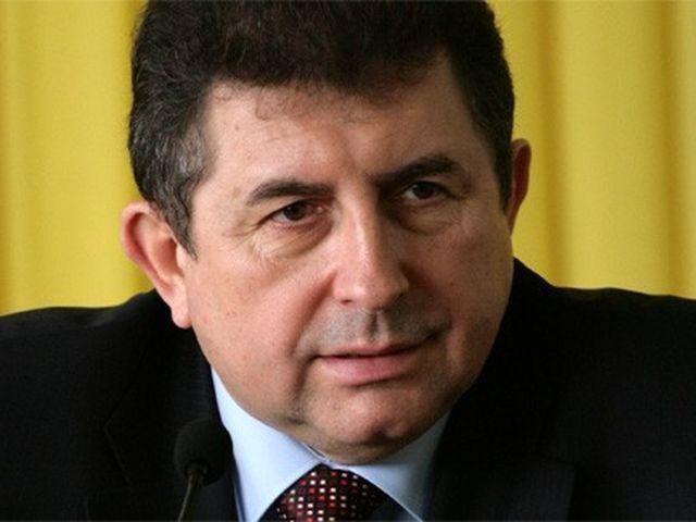 Особисто ідіть і гризіть дорогу, – губернатор Полтавщини насварив чиновників (Відео) Особисто ідіть і гризіть дорогу, – губернатор Полтавщини насварив чиновників (Відео)