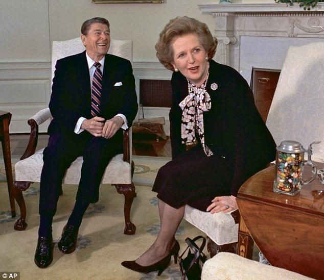 Жизнь Маргарет Тэтчер: фотообзор Жизнь Маргарет Тэтчер: фотообзор