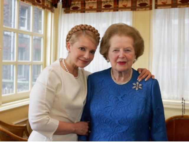 Тимошенко также выразила сожаление по поводу смерти Тэтчер Тимошенко также выразила сожаление по поводу смерти Тэтчер