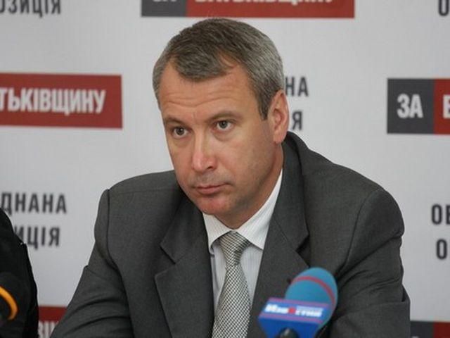 Немілостивий пропонує Яценюку скласти мандат Немілостивий пропонує Яценюку скласти мандат