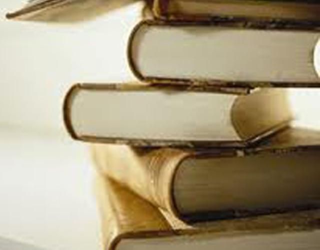 Владельцем книжной сети "Буква" стала российская компания "Эксмо" Владельцем книжной сети "Буква" стала российская компания "Эксмо"