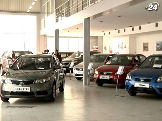 Українці в березні підняли обсяги автопродажів на 60% Українці в березні підняли обсяги автопродажів на 60%
