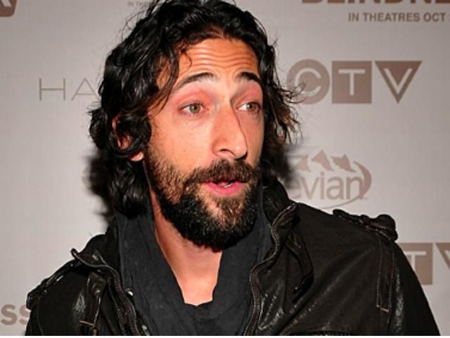 Едріан Броуді зіграє ілюзіоніста Гудіні Едріан Броуді зіграє ілюзіоніста Гудіні