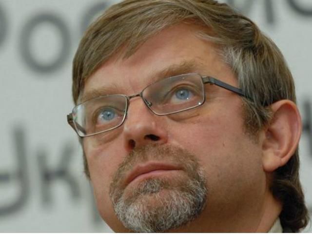 Политолог: Янукович может помиловать Тимошенко уже на саммите Политолог: Янукович может помиловать Тимошенко уже на саммите