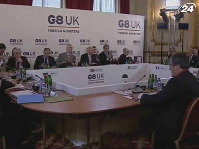 "Велика вісімка" засудила КНДР за ядерну зброю, а Пхеньян святкує "Велика вісімка" засудила КНДР за ядерну зброю, а Пхеньян святкує