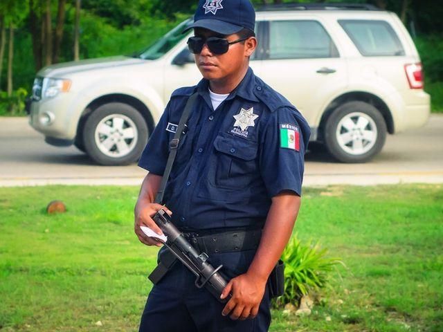 Стрельба в Мексике: 14 погибших Стрельба в Мексике: 14 погибших