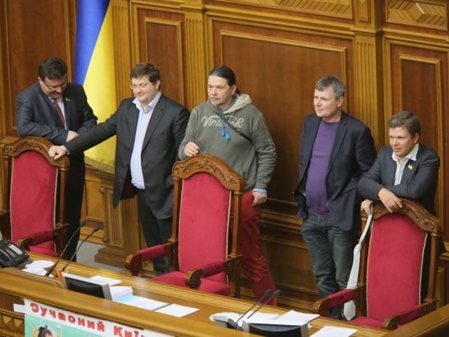 УДАР: Суд у справі про блокування парламенту перенесли на 10 травня УДАР: Суд у справі про блокування парламенту перенесли на 10 травня