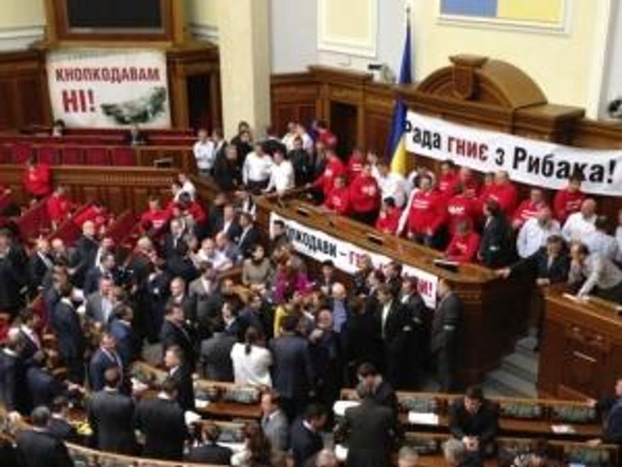 Опозиція розблокує Раду на наступному пленарному тижні, - Яценюк 