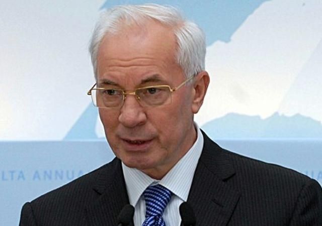 Опрос: Азарову следует потратить свою зарплату на уроки украинского языка Опрос: Азарову следует потратить свою зарплату на уроки украинского языка