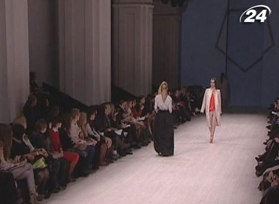 Українську моду представлять в Азії Українську моду представлять в Азії