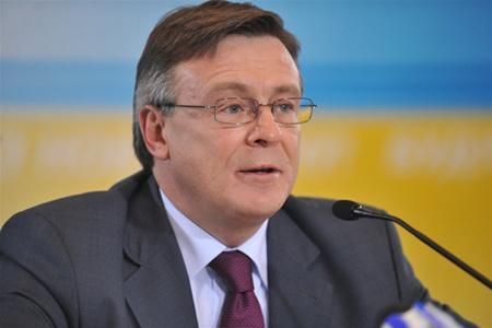 Кожара підтвердив, що Європа - головний напрям розвитку України