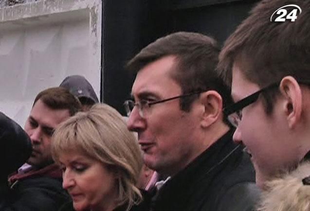 Итоги недели: После выхода на волю Луценко планирует создать свое движение Итоги недели: После выхода на волю Луценко планирует создать свое движение