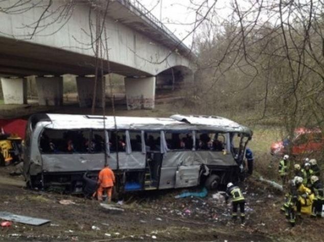 Версія поліції про ДТП з українцями в Бельгії: Водій заснув за кермом 