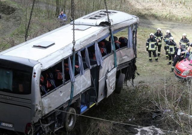 МЗС: В автобусі, який розбився сьогодні в Бельгії, українців не було 
