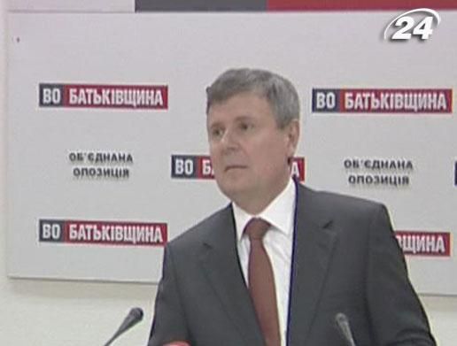 У Одарченко хотят забрать мандат из-за поста в несуществующей фирме У Одарченко хотят забрать мандат из-за поста в несуществующей фирме