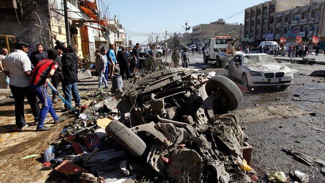 Ранкова серія вибухів в Іраку: 20 загиблих