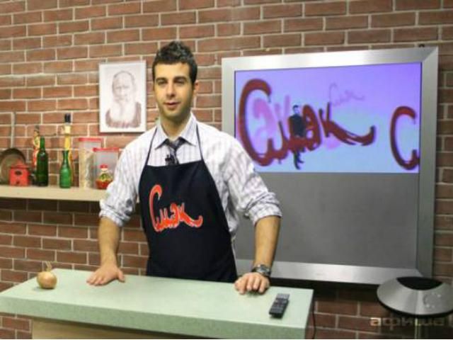 Ведучий Іван Ургант образив українців у прямому ефірі (Відео) Ведучий Іван Ургант образив українців у прямому ефірі (Відео)