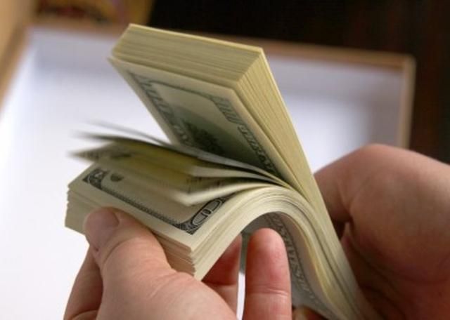 Навіщо бідним долари: огляд валютного ринку в березні Навіщо бідним долари: огляд валютного ринку в березні