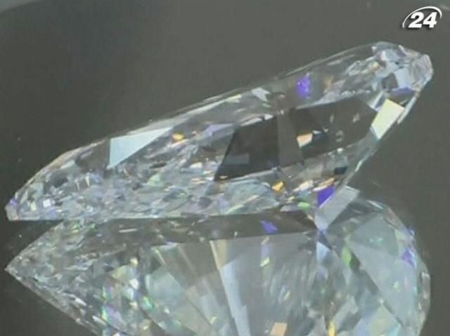 В США на аукцион выставили самый крупный за историю торгов бриллиант