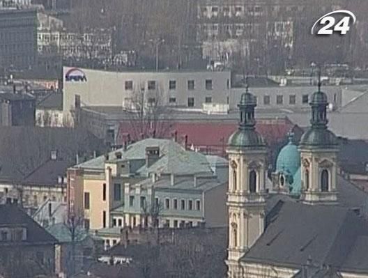 Українці активно скуповують будинки та землю в Польщі Українці активно скуповують будинки та землю в Польщі