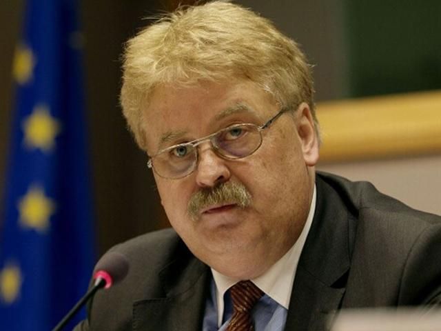 Евродепутат: У украинцев должна быть возможность ездить в Европу
