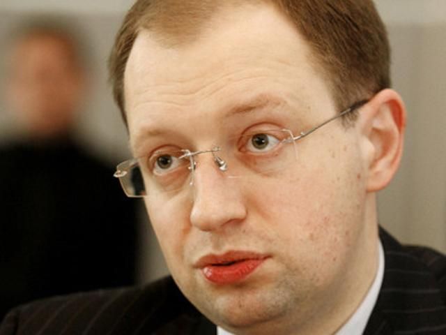 Яценюк: У оппозиции нет личных претензий к правительству Азарова, только государственные Яценюк: У оппозиции нет личных претензий к правительству Азарова, только государственные